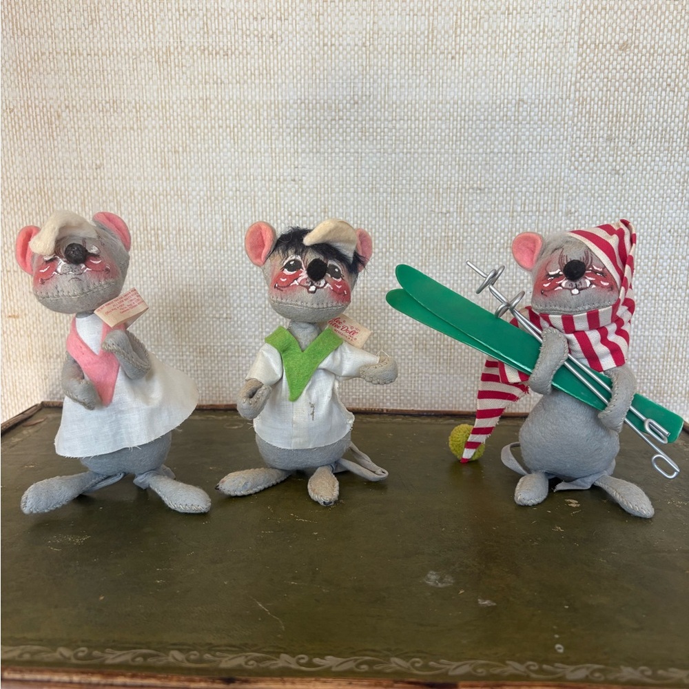 Annalee Mouse Figurines with Accessories. Set of 3